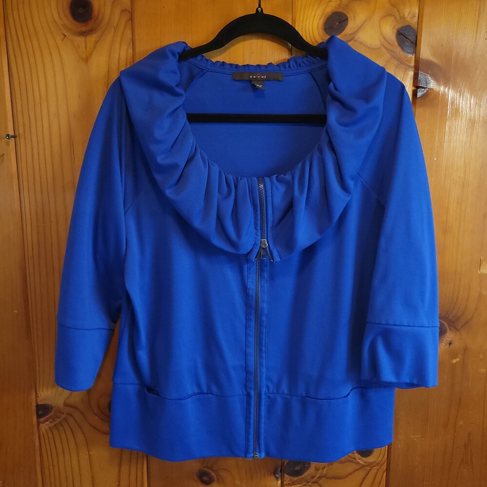 fever Large Blue Top with Ruffle Collar and Zipper